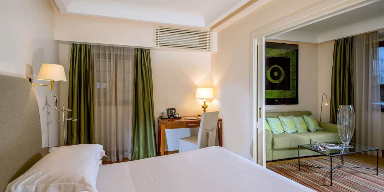 Hotel Adriano