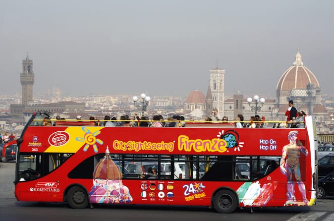 TOUR DE ÔNIBUS