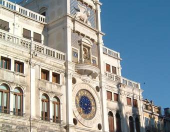 TORRE  DELL  OROLOGIO